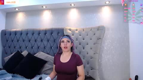 Caro Fisher online show from December 14, 1:17 pm