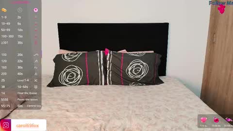 carol69fox online show from September 12, 2:01 am