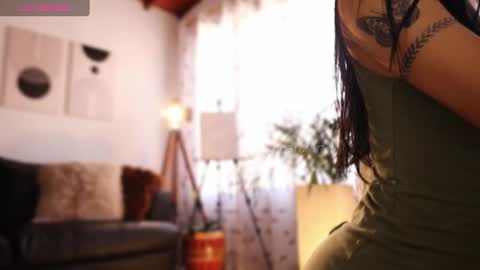 Snapshot of carolart chatting on January 21, 4:37 pm carolart online show from January 21, 4:37 pm