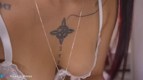 Snapshot of carolart chatting on October 19, 4:42 pm carolart online show from October 19, 4:42 pm