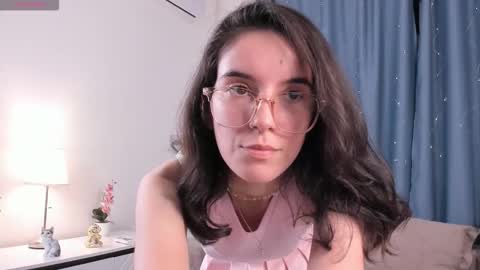 Emily online show from November 30, 6:12 pm