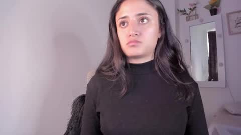 Caroline online show from September 18, 8:51 pm