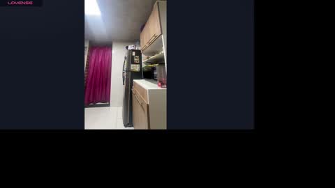 Snapshot of carolina_blondy1 chatting on October 2, 4:28 am carolina_blondy1 online show from October 2, 4:28 am