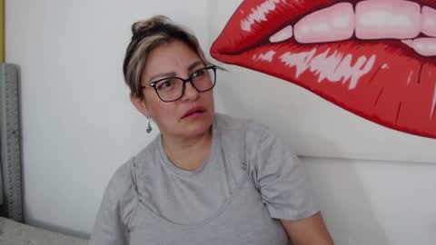 Carolina online show from February 19, 10:53 pm