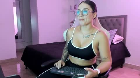 carolina snt online show from February 6, 8:01 pm