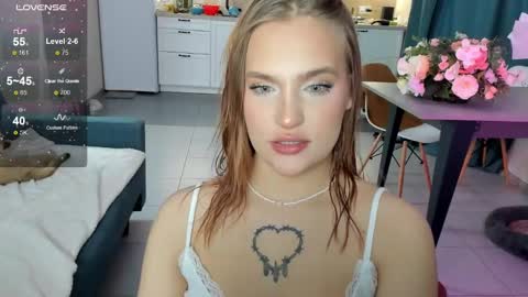 Caro online show from December 10, 6:22 am