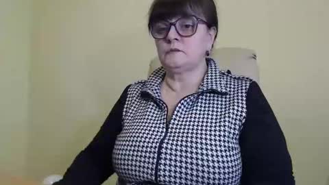 CarolineDream  online show from October 13, 5:21 am