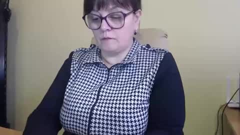 CarolineDream  online show from March 11, 6:41 am