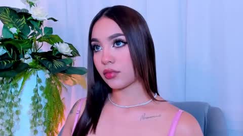 CarolineeGarcia online show from February 3, 1:40 pm