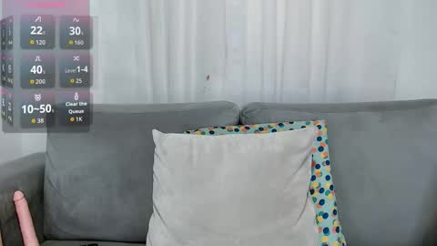 Snapshot of carolinefantasy_ chatting on September 29, 6:46 pm Caroline  online show from September 29, 6:46 pm