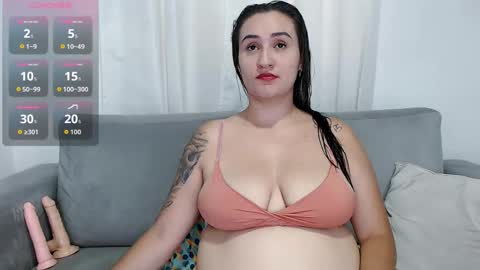 Snapshot of carolinefantasy_ chatting on September 25, 5:22 pm Caroline  online show from September 25, 5:22 pm