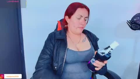 Carolinhe  online show from November 19, 8:20 pm