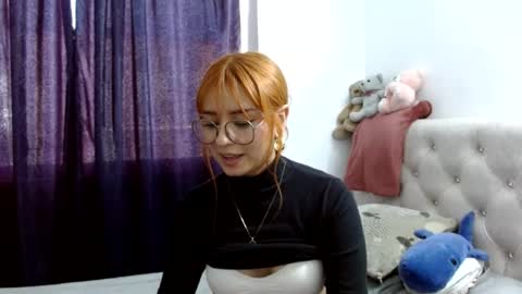 carolinnapinkman online show from August 5, 7:20 pm