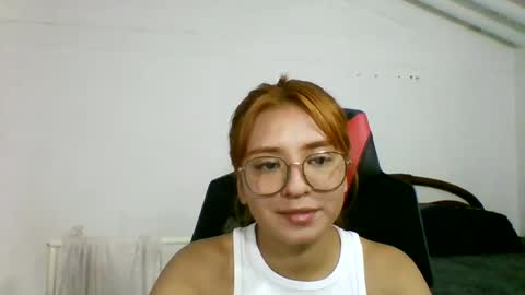 carolinnapinkman online show from June 22, 8:28 pm