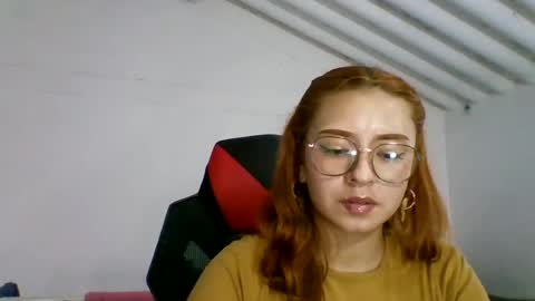 carolinnapinkman online show from July 13, 8:20 pm