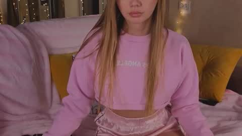 carriebradshawww online show from March 19, 5:28 pm