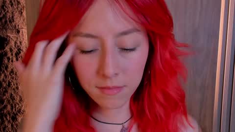 Casandra  online show from February 3, 7:21 pm