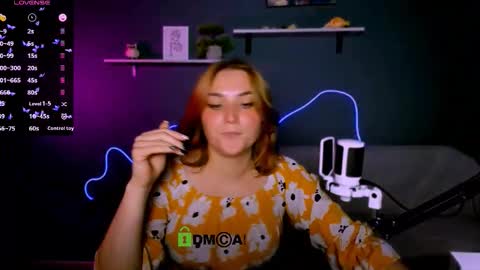 casey_meow_ online show from October 14, 1:03 pm