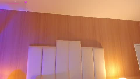 Casey Pierce  New Account online show from December 4, 8:31 pm