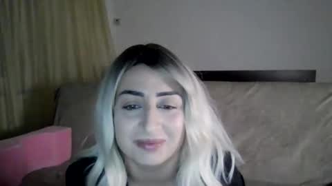 Cassie online show from April 5, 7:24 pm