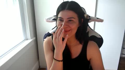 cassiealvarez online show from May 22, 9:46 pm