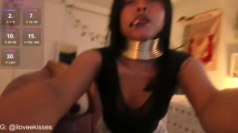 Snapshot of cassiecol chatting on February 9, 11:57 pm cASSie online show from February 9, 11:57 pm