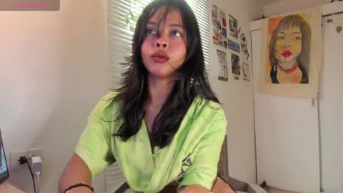 Snapshot of cassiecol chatting on January 5, 4:16 pm cASSie online show from January 5, 4:16 pm