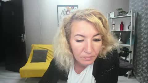 CassieJonas online show from June 2, 2:45 am