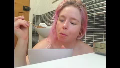 Cassie online show from February 10, 9:01 am