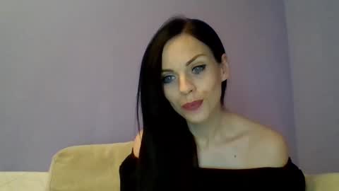 Cassie online show from March 9, 7:15 pm