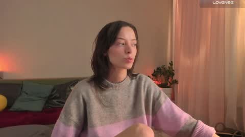 Snapshot of cassisland chatting on January 19, 6:53 pm  cassandra  online show from January 19, 6:53 pm