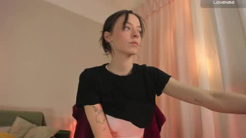 Snapshot of cassisland chatting on March 10, 8:45 pm  cassandra  online show from March 10, 8:45 pm