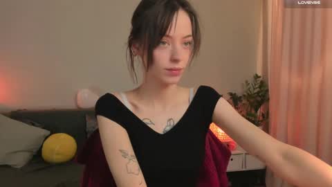 Snapshot of cassisland chatting on February 23, 10:38 pm  cassandra  online show from February 23, 10:38 pm