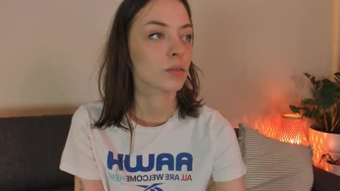 Snapshot of cassisland chatting on September 16, 6:16 pm  cassandra  online show from September 16, 6:16 pm