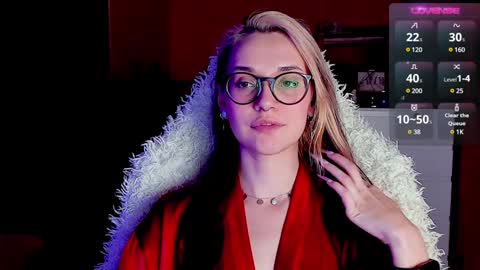 Snapshot of cassy_moore chatting on February 3, 10:00 pm Ellie online show from February 3, 10:00 pm