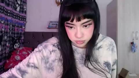 Mila online show from April 29, 7:33 am