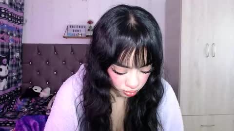 Mila online show from December 5, 7:41 am