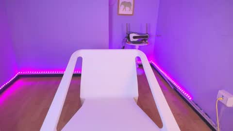 cat_nasty online show from February 24, 2:49 pm