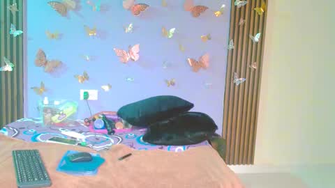 catalina online show from January 22, 10:17 pm