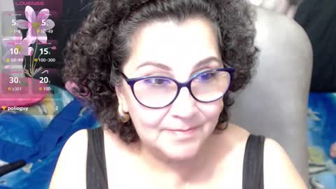 Snapshot of cataleya_mom_ chatting on February 18, 4:26 am cataleya  online show from February 18, 4:26 am