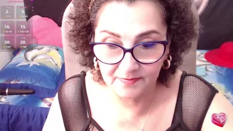 Snapshot of cataleya_mom_ chatting on February 19, 10:09 pm cataleya  online show from February 19, 10:09 pm
