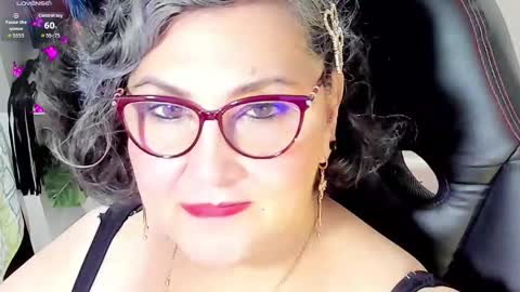 Snapshot of cataleya_mom_ chatting on September 28, 1:12 am cataleya  online show from September 28, 1:12 am