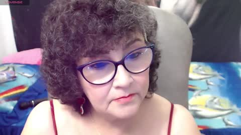 Snapshot of cataleya_mom_ chatting on February 21, 10:59 pm cataleya  online show from February 21, 10:59 pm