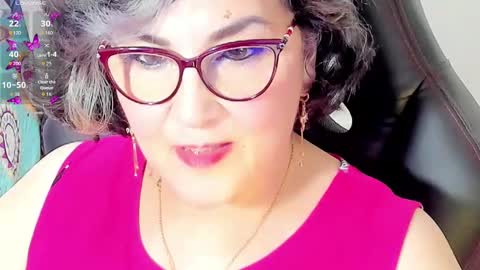 Snapshot of cataleya_mom_ chatting on September 12, 7:18 am cataleya  online show from September 12, 7:18 am