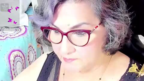 Snapshot of cataleya_mom_ chatting on September 17, 2:09 am cataleya  online show from September 17, 2:09 am