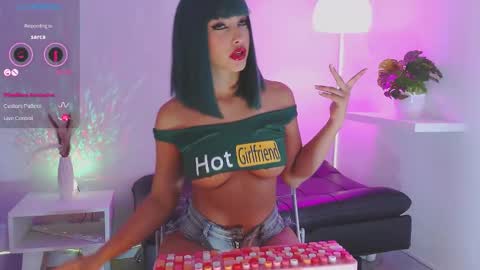 Catalina lovers online show from October 27, 7:52 pm