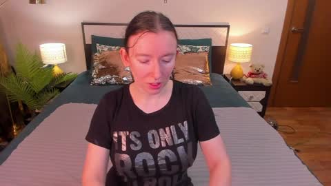 Catrin online show from April 8, 5:09 am