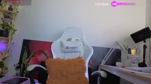 Snapshot of catrina_rich chatting on October 22, 11:21 pm catrina online show from October 22, 11:21 pm