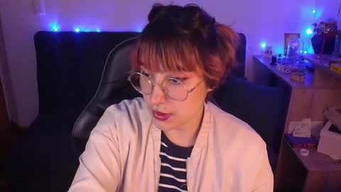 im MIA  -Independent Model  MY OF is catsito3 online show from March 17, 3:54 am