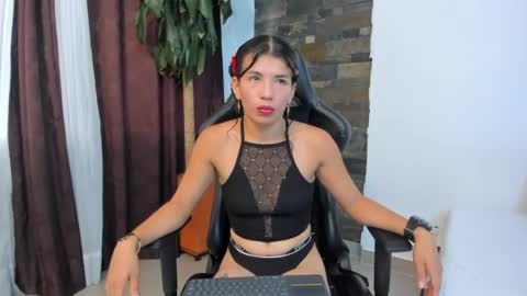 cattleya_smith_ online show from April 14, 11:43 am